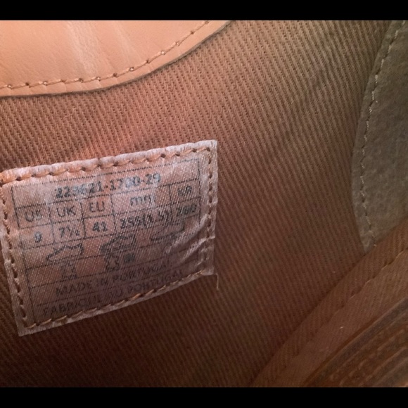 Levi’s Calimesa ankle boots; size 9 - Picture 8 of 8